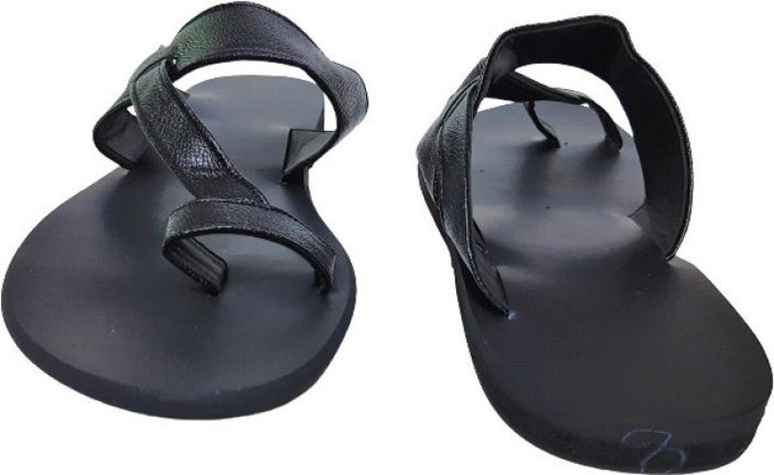 Simple black flip flops new arrivals