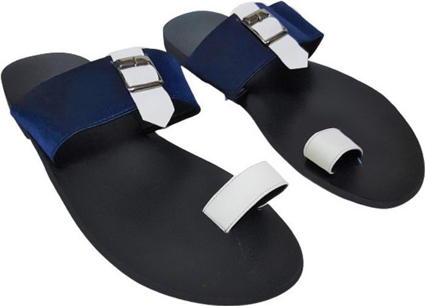 The Simple Chappal Men Black Sandals Buy The Simple Chappal Men