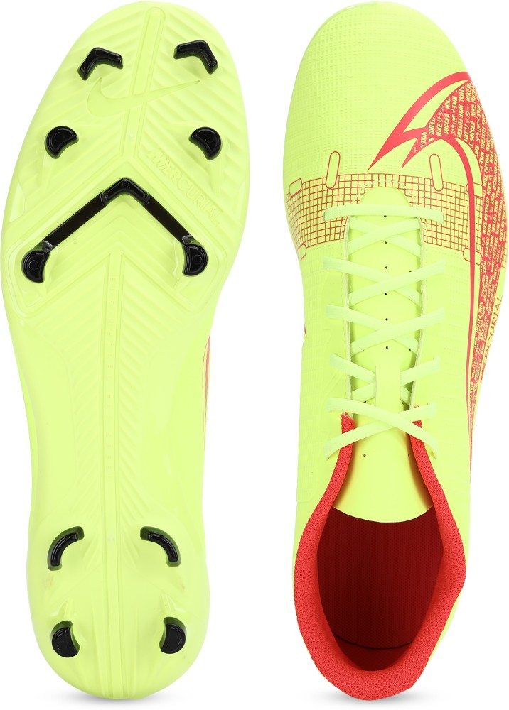 NIKE Mercurial Vapor 14 Club Football Shoes For Men - Buy NIKE Mercurial  Vapor 14 Club Football Shoes For Men Online at Best Price - Shop Online for  Footwears in India