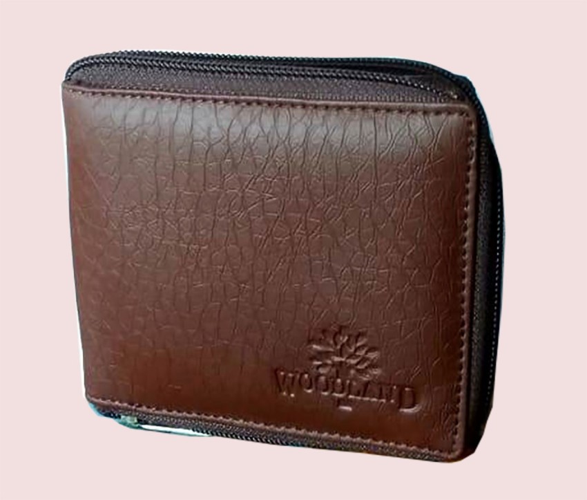 Woodland best sale purse flipkart