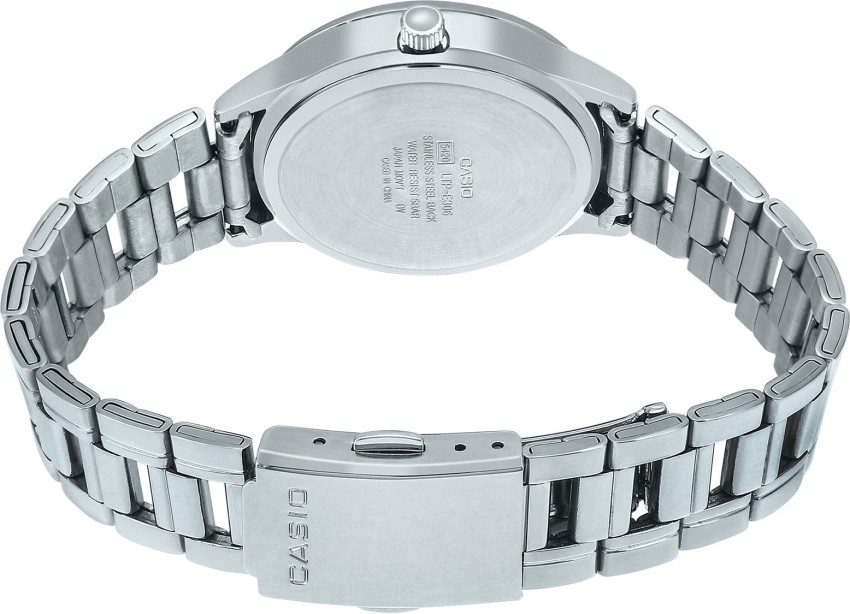 Stainless steel back discount casio