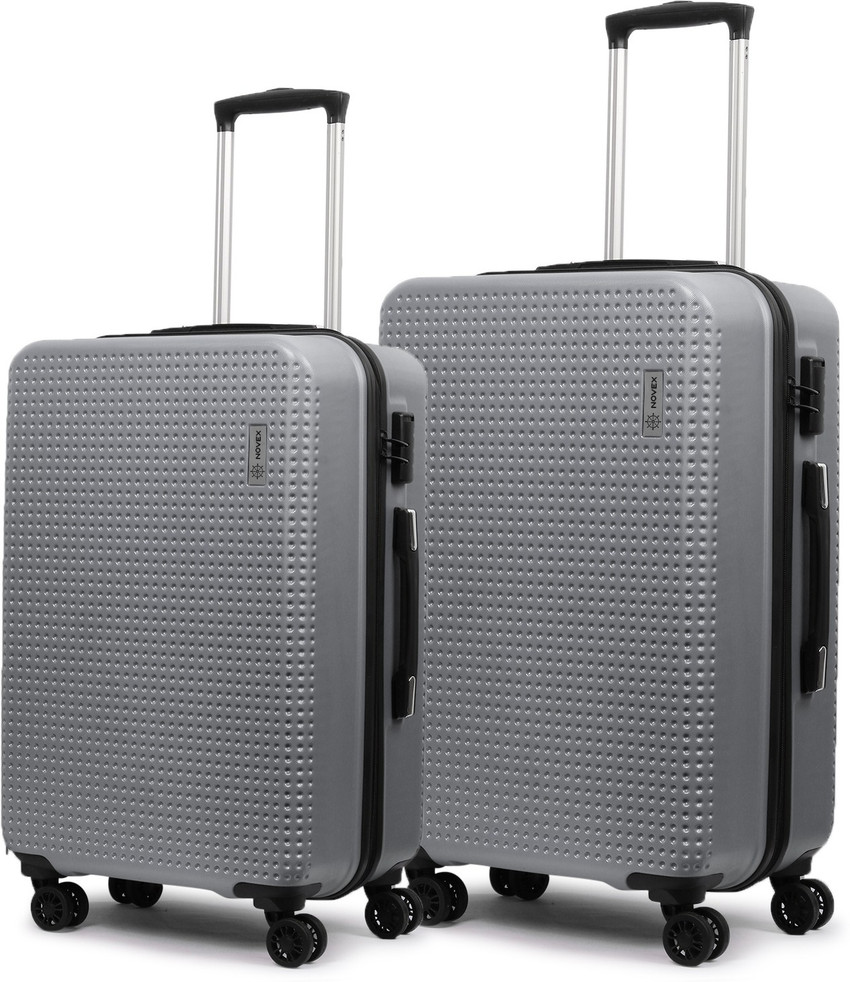 Tourist best sale bags flipkart