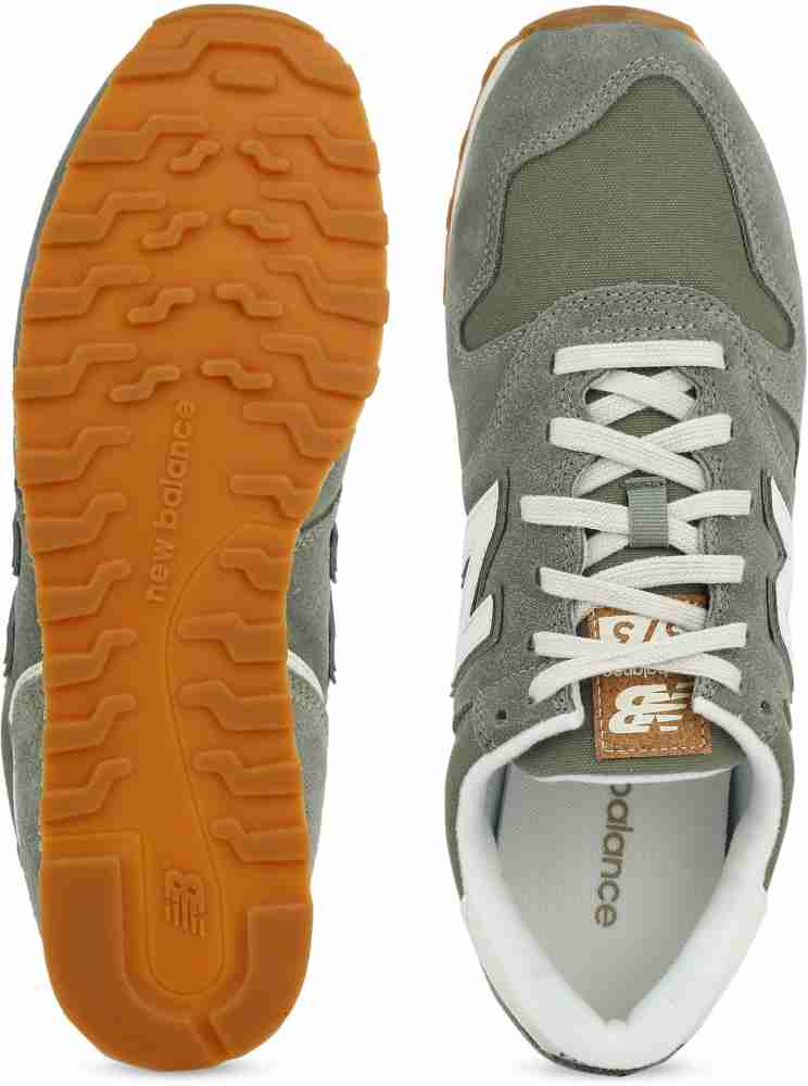 New balance clearance 373 vs 520