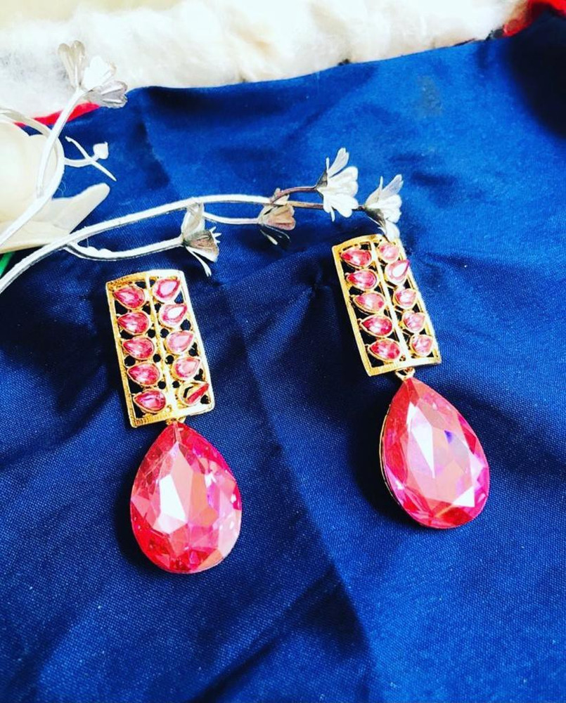 Hanging hotsell earrings flipkart
