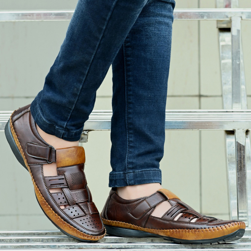 Sandal type shoes shop