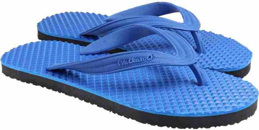 Walkaroo rubber top slippers