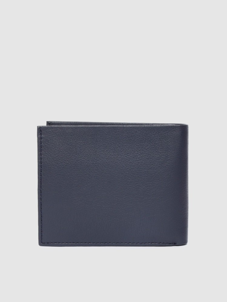 Tommy hilfiger wallets discount flipkart