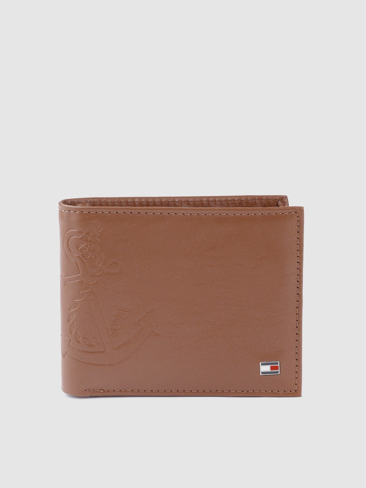 Tommy hilfiger hotsell wallets flipkart