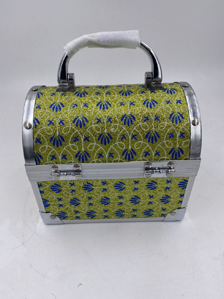 extra large vanity case
