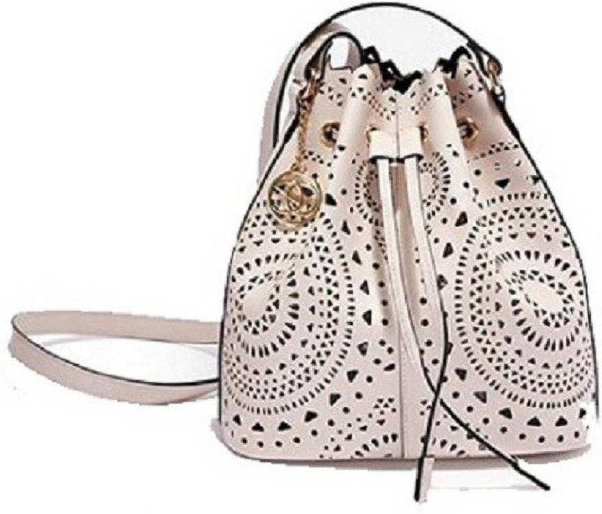Oriflame top handbags online