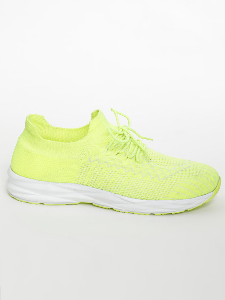 Nike epic react 2025 flyknit kids yellow