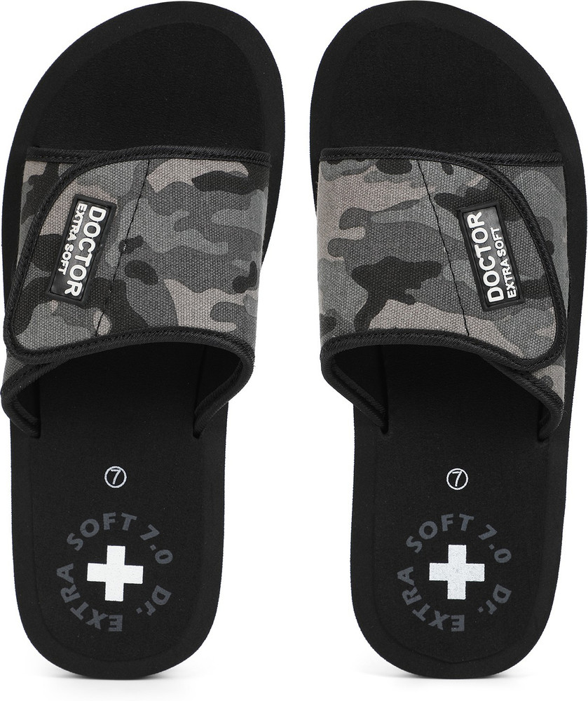 Mens camo flip best sale flops