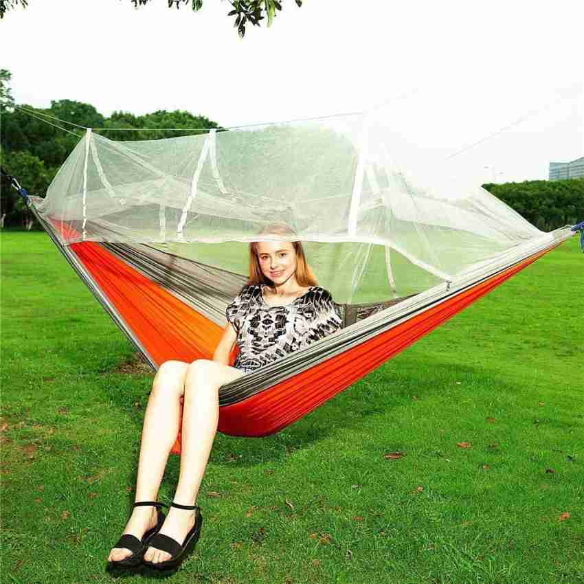 Free standing hammock outlet with mosquito net