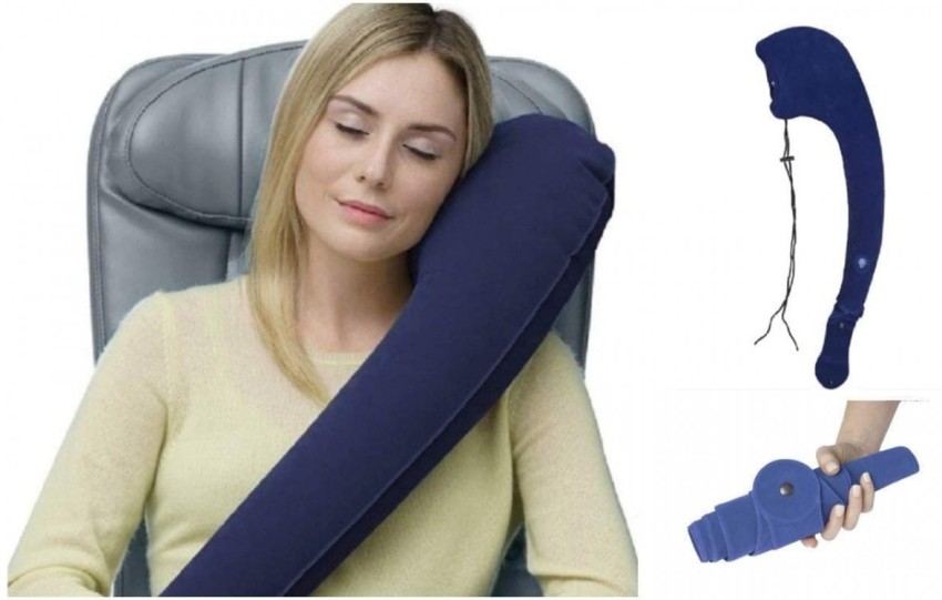 Hand neck outlet pillow