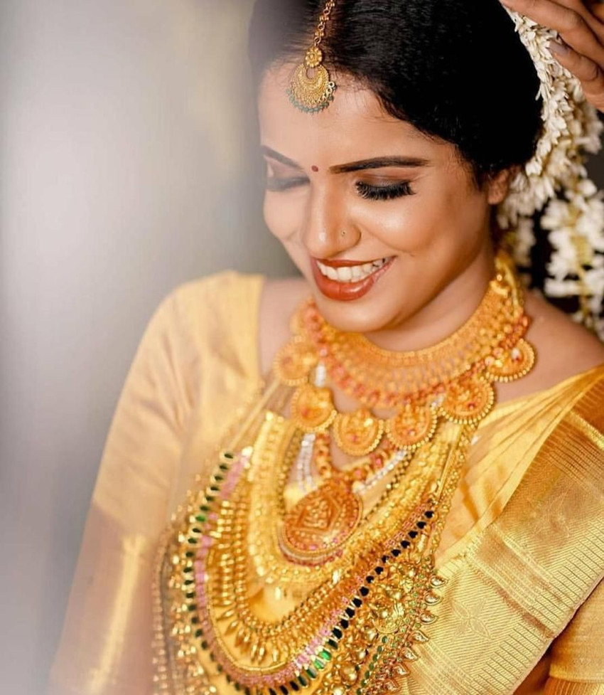 Buy Kailani Enterprise Self Design Daily Wear Cotton Silk Gold Sarees Online Best Price In India Flipkart