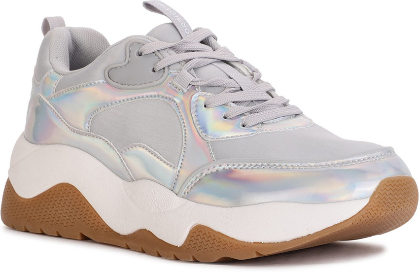 North star sneakers store