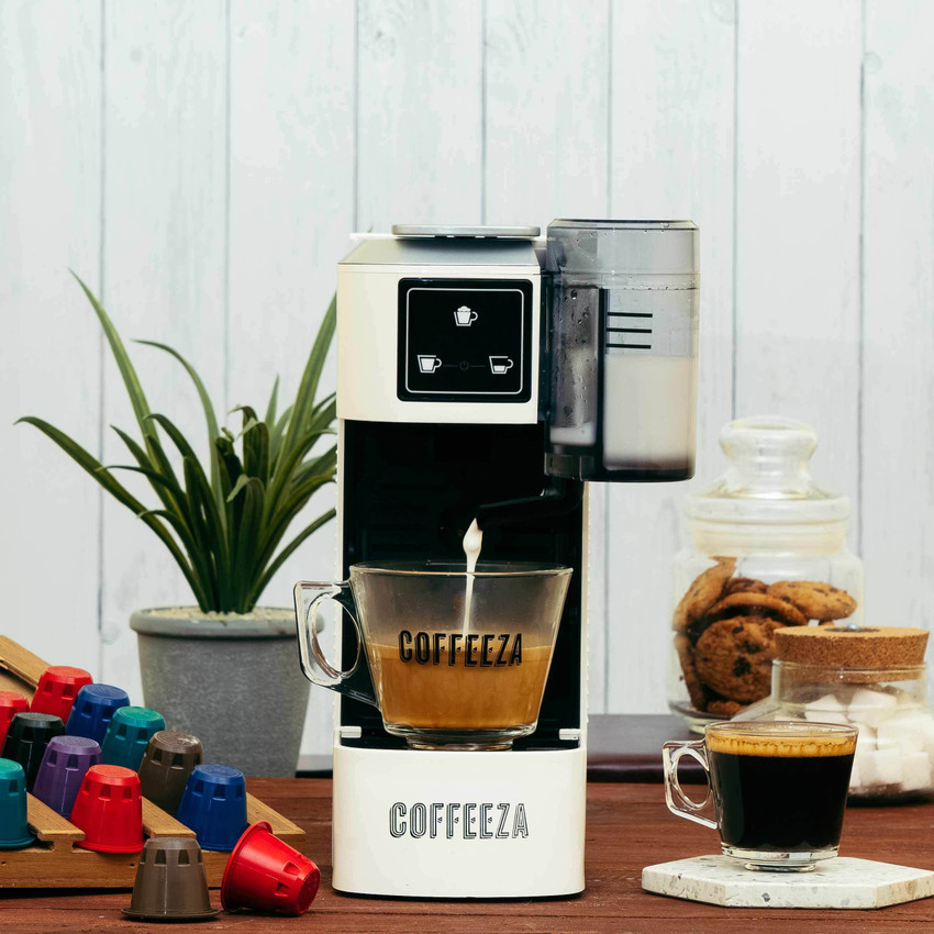 Coffeeza Lattisso One Touch Cappuccino Coffee Machine 60 FREE