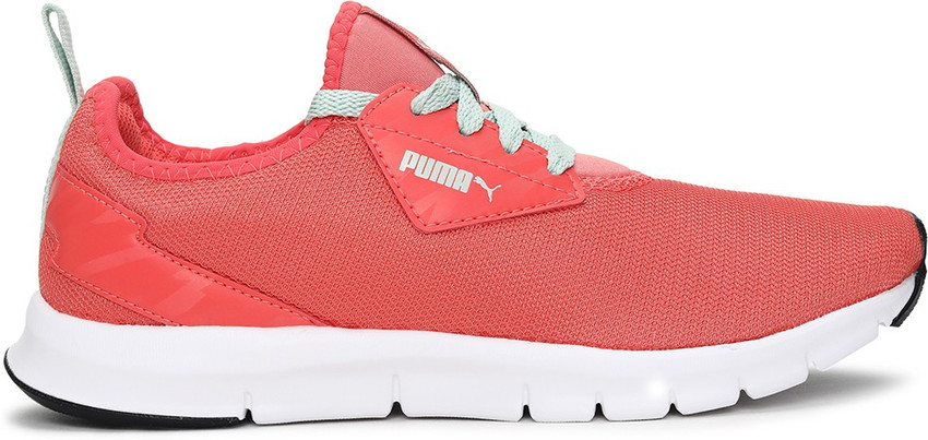 Orange camo clearance puma shoes