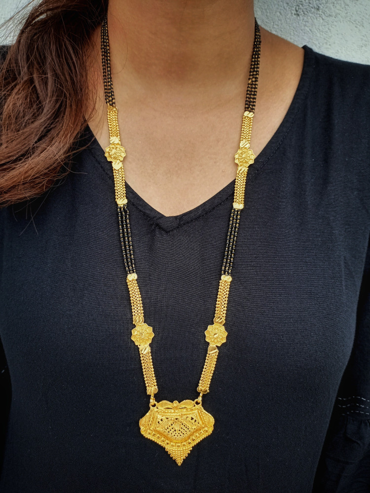 Mangalsutra lari design store