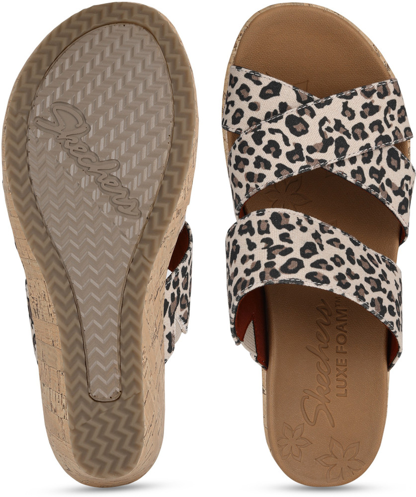 tan skechers sandals