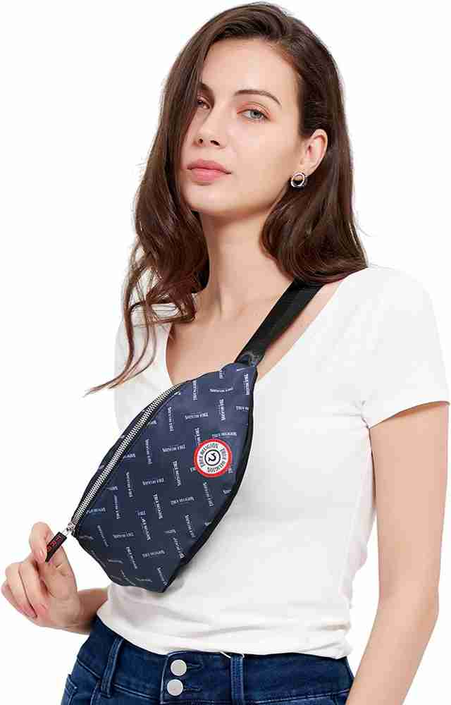 True religion best sale waist bag