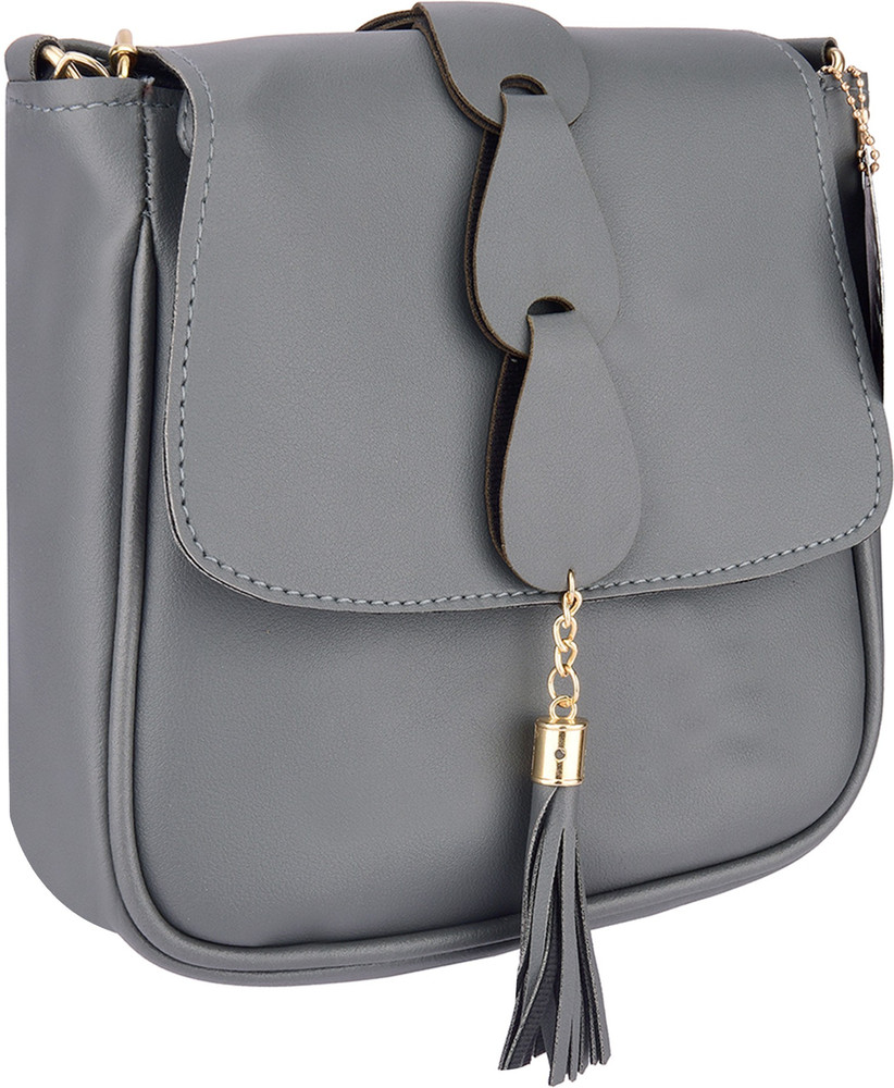 Sling bags for hotsell girls under 300