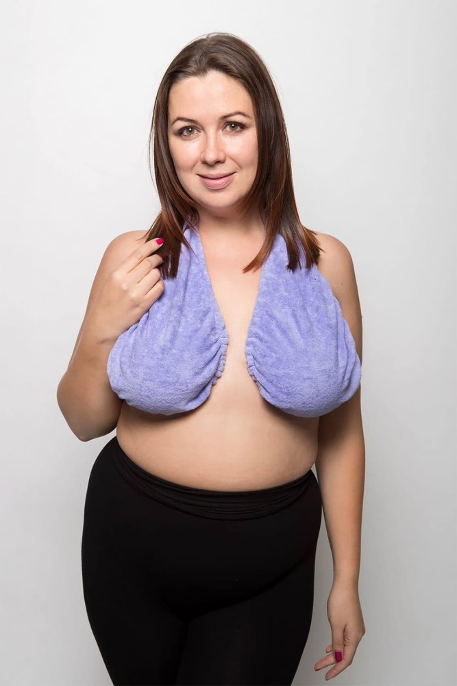Trying The TATA Towel Bra - TOWEL FOR YOUR BOOBS! REVIEW! 