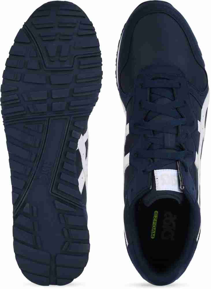 Asics tiger men's on sale curreo ii training sneakers