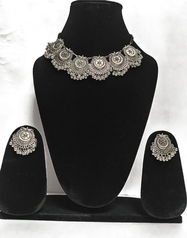 Black metal jewellery deals flipkart