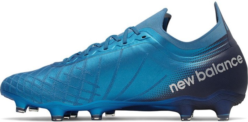 New balance football hotsell shoes india