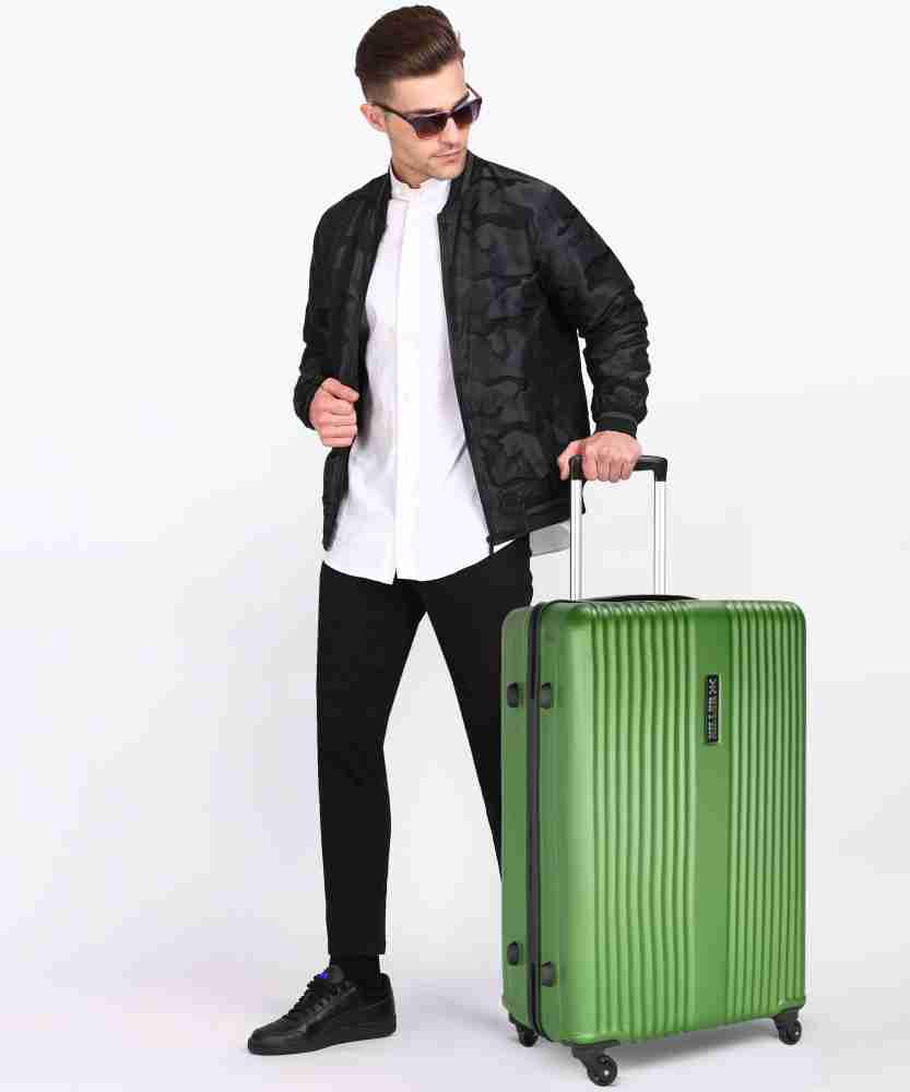 RIMOWA Essential Trunk Plus Large Check-in Suitcase in Green for