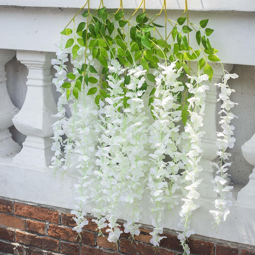 Artificial plastic flowers store