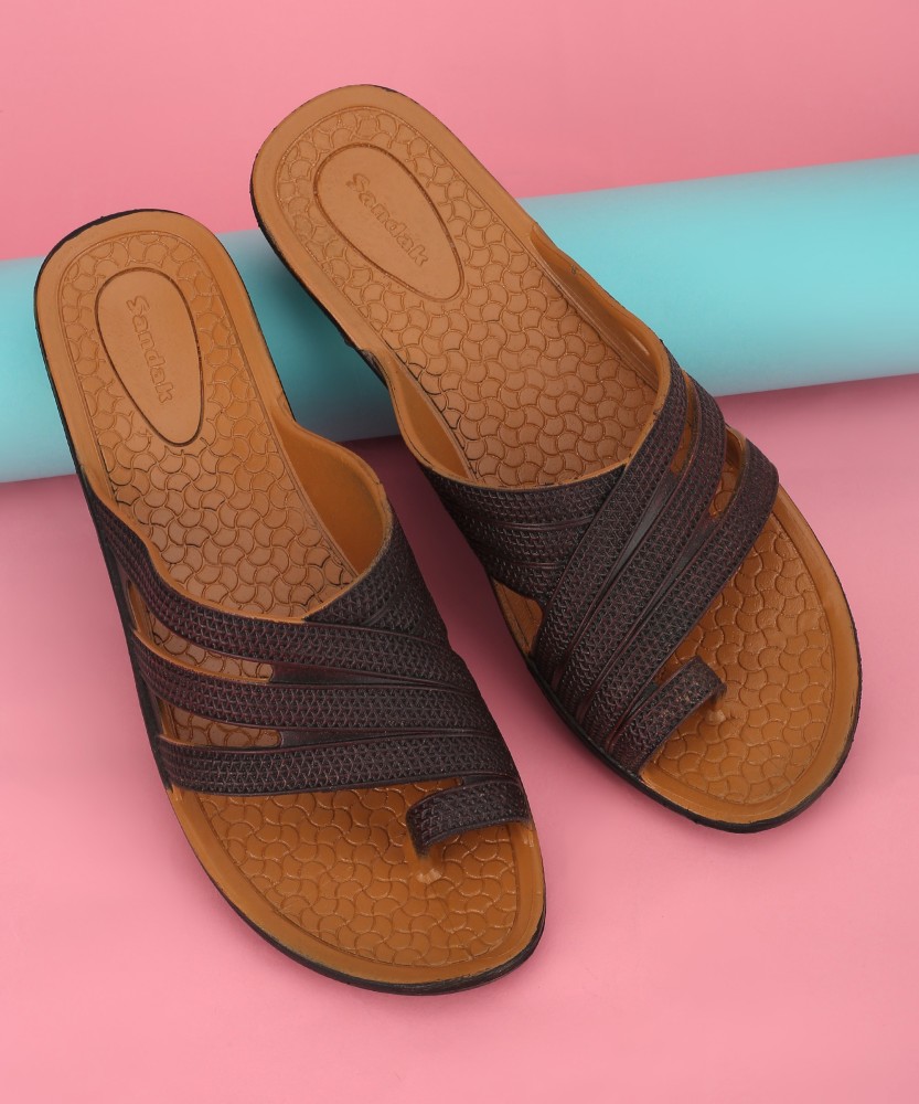 20 Ways To Wear Womens Slide Sandals This Summer  Society19  Slide  sandals outfit Slides outfit Fashion