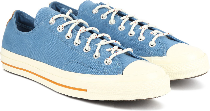 Are converse outlet tennis shoes