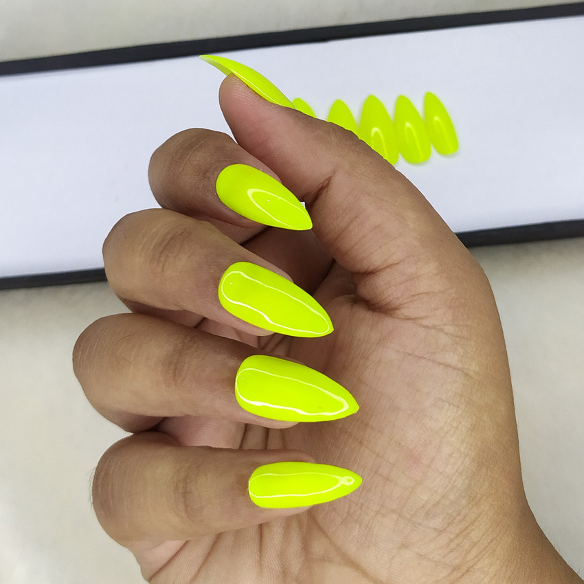 Glow in the dark fake nails hot sale