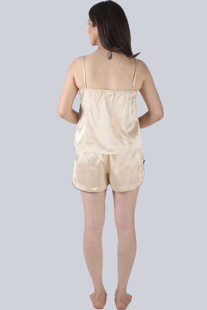 Silk pajamas plt deals