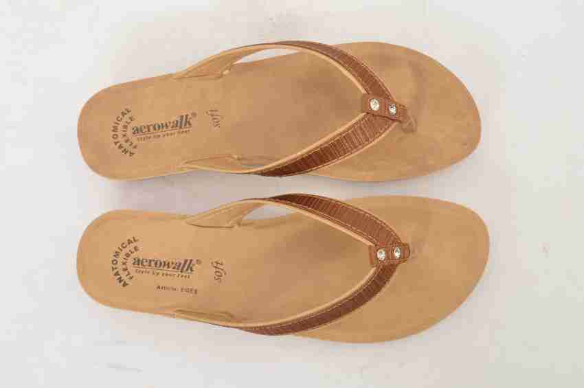 Cobian pacifica women's flip best sale flops