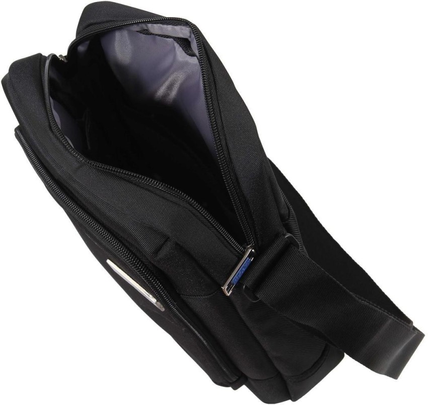 Victorinox Altmont Professional Tablet Sling in black  606796