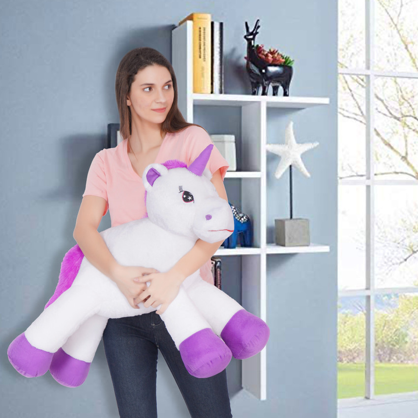 100 stuffed animals store