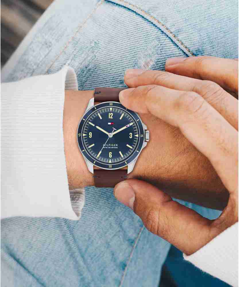 Tommy hilfiger hot sale diver watch