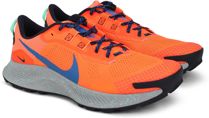 Nike free trainer 3.0 v2 orange deals