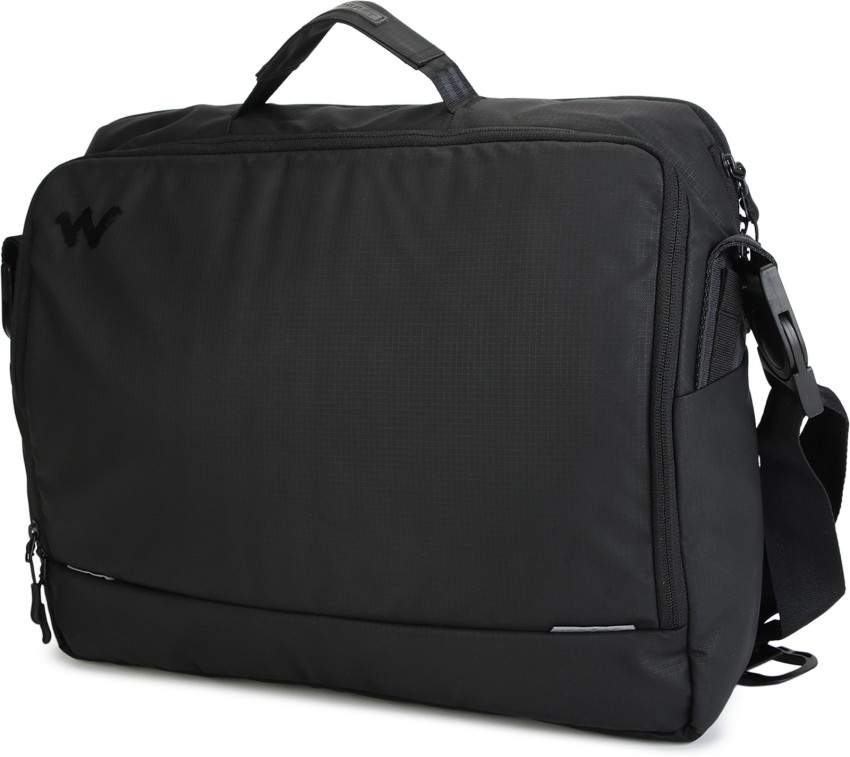 Wildcraft messenger shop bags flipkart