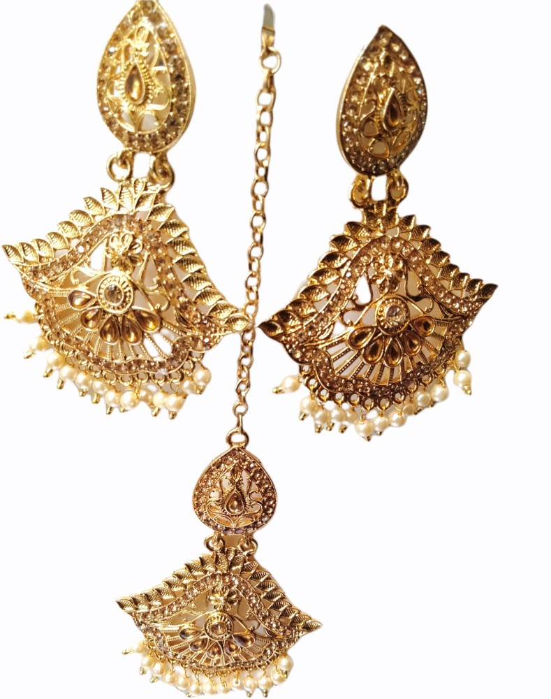 Gold earrings store in flipkart