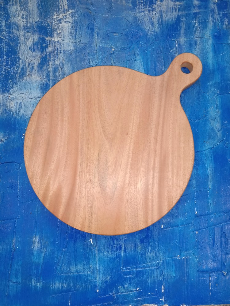 https://rukminim2.flixcart.com/image/850/1000/ku5ufm80/cutting-board/d/l/6/handmade-neem-wood-vegetable-cutting-chopping-board-round-no-original-imag7ckseqcf64n3.jpeg?q=90