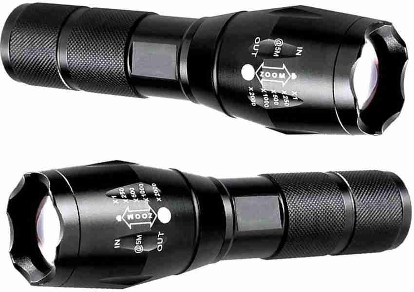 Heavy sales duty flashlight