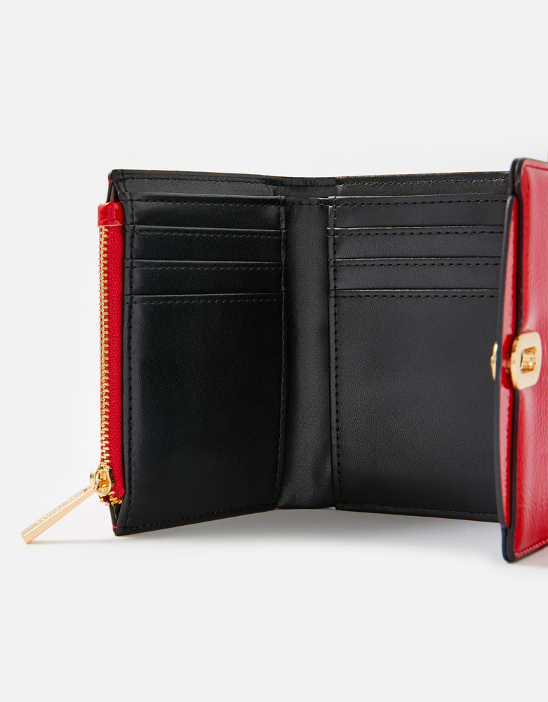 Accessorize wallets deals