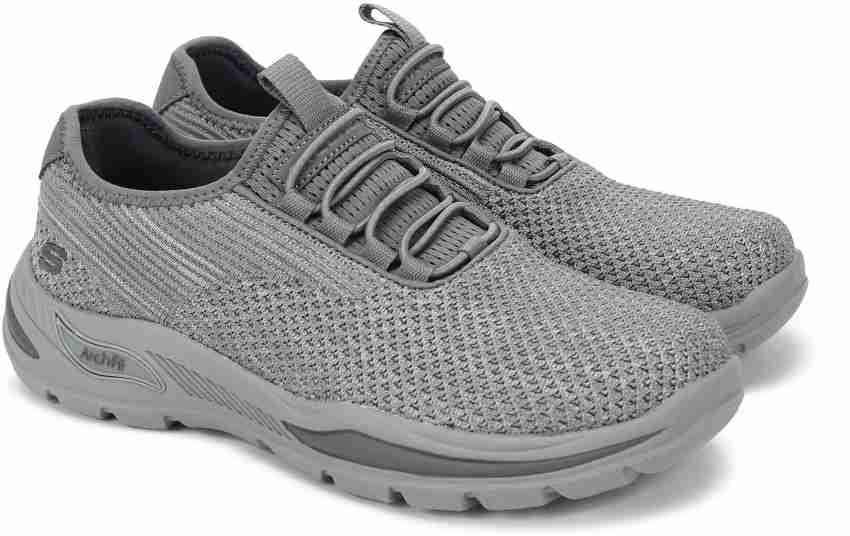 Skechers hotsell men 2019