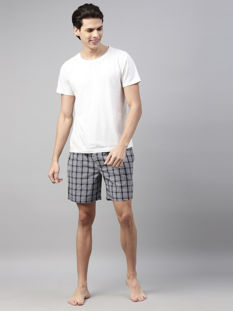 Jovenes en shorts new arrivals