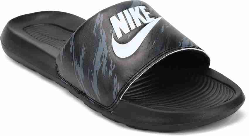 NIKE Men VICTORI ONE SLIDE PRINT Slides Buy NIKE Men VICTORI ONE