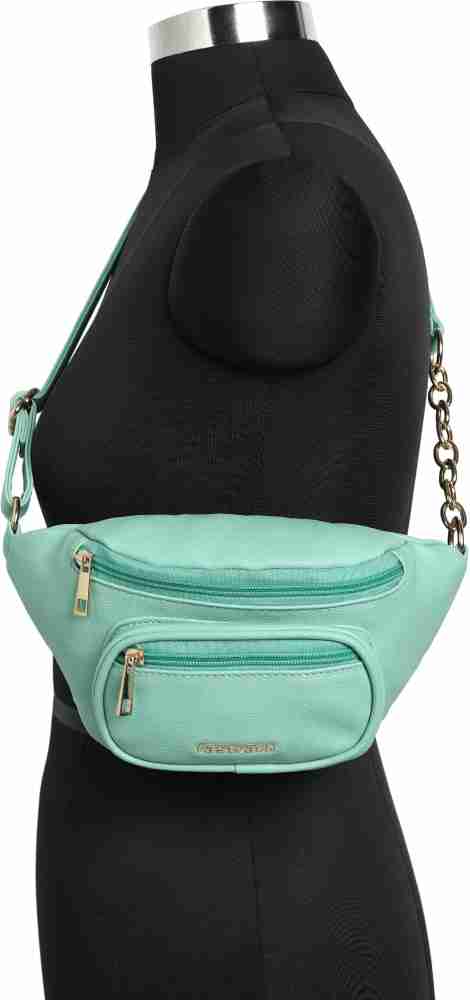 Fastrack best sale fanny pack